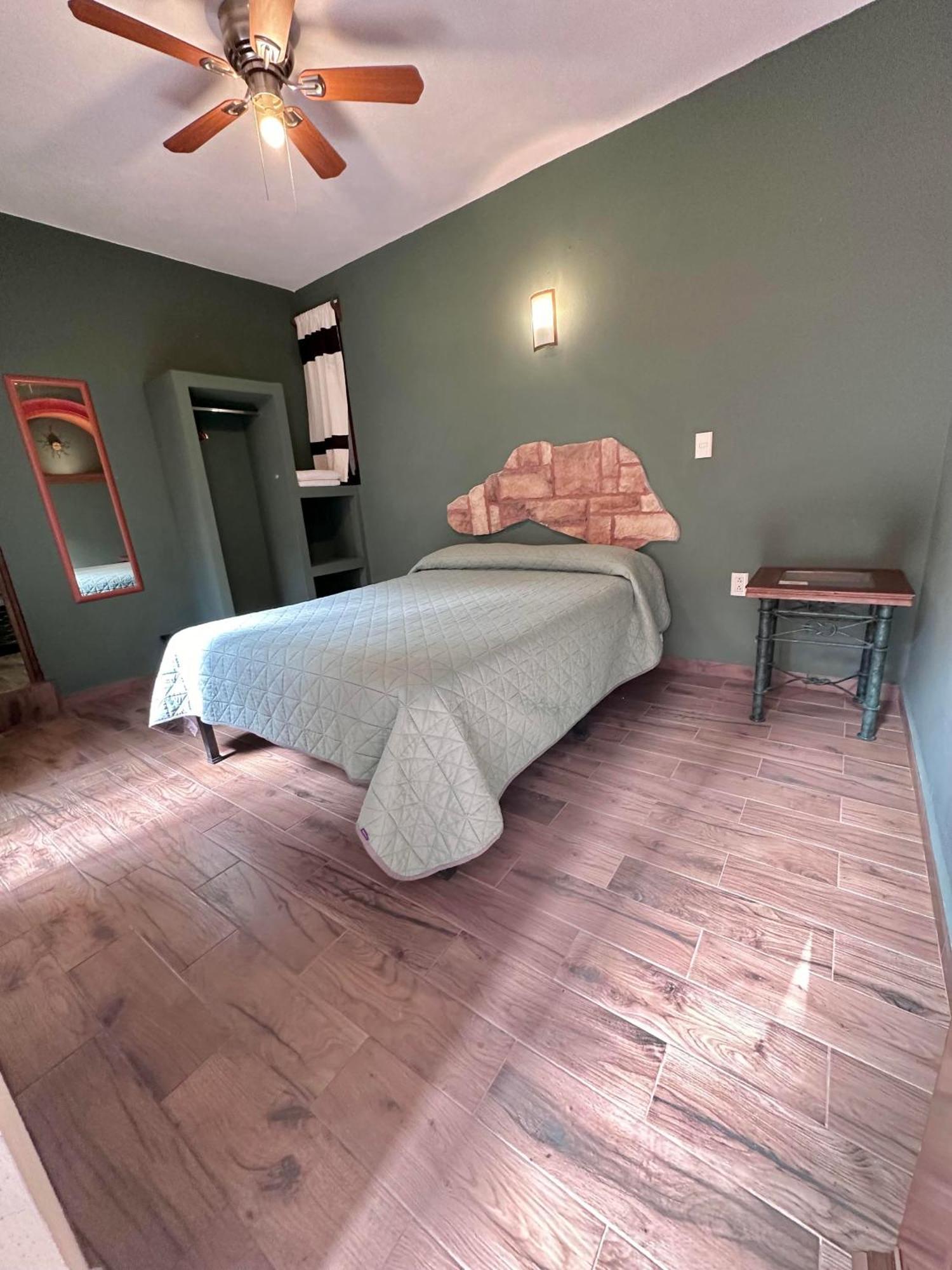 Hotel Spa Casa Del Sol กัวนาฮัวโต ภายนอก รูปภาพ